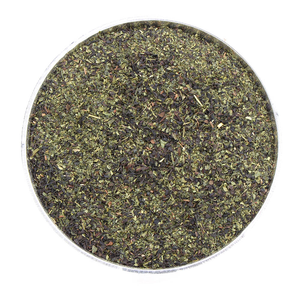 oolong-tea-teabag-cut.jpg
